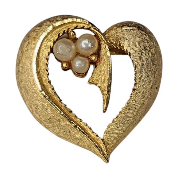 Vintage Signed Roma Faux Pearls Gold Tone Heart Lapel Pin Brooch Valentines Day - Picture 5 of 6